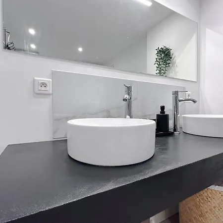 Bellet - Rooftop, Jacuzzi Et Vue Imprenable Sur Et * Nice