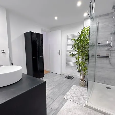 Bellet - Rooftop, Jacuzzi Et Vue Imprenable Sur Et 公寓